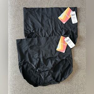 NWT 2 Pack Black Yummie Soma Intimates Ultra Light Seamless Brief Size L/XL